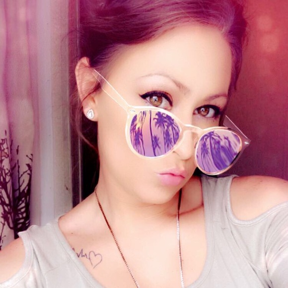 Meet your Posher, Michelle - Picture 4 of 4